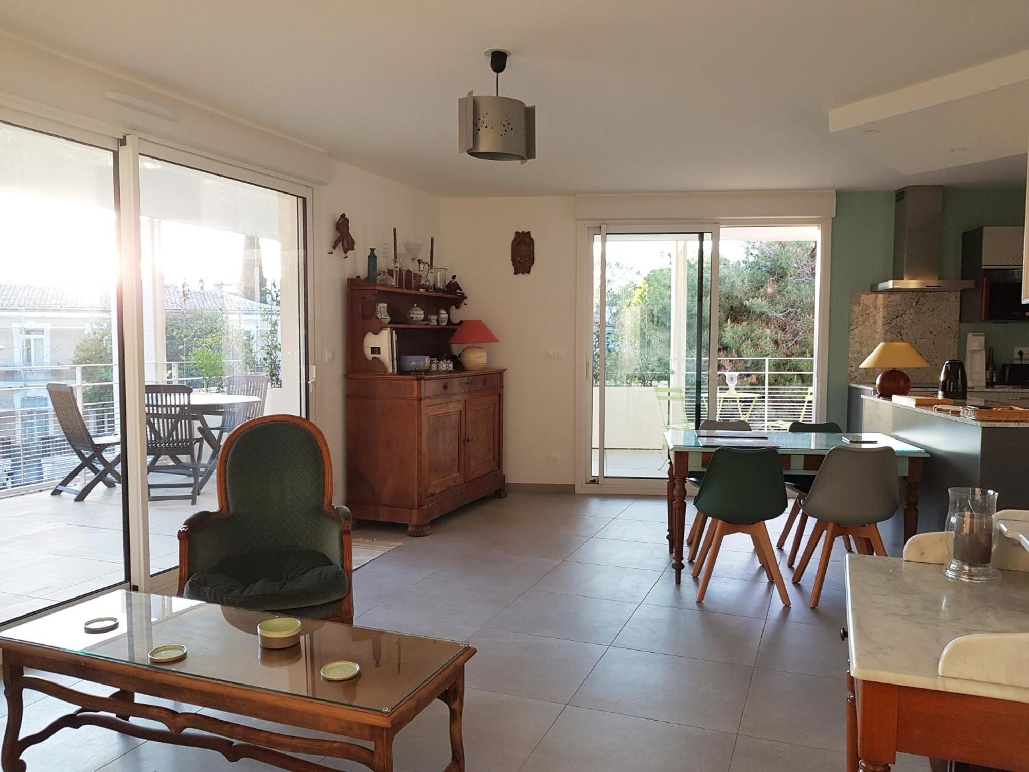 Appartement Centre Ville Beaux Arts 2 Personnes Calme Et Confort مونبيلييه المظهر الخارجي الصورة